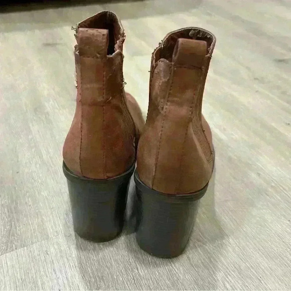 Sam & Libby Brown Faux Leather Ankle Booties - Picture 5 of 9